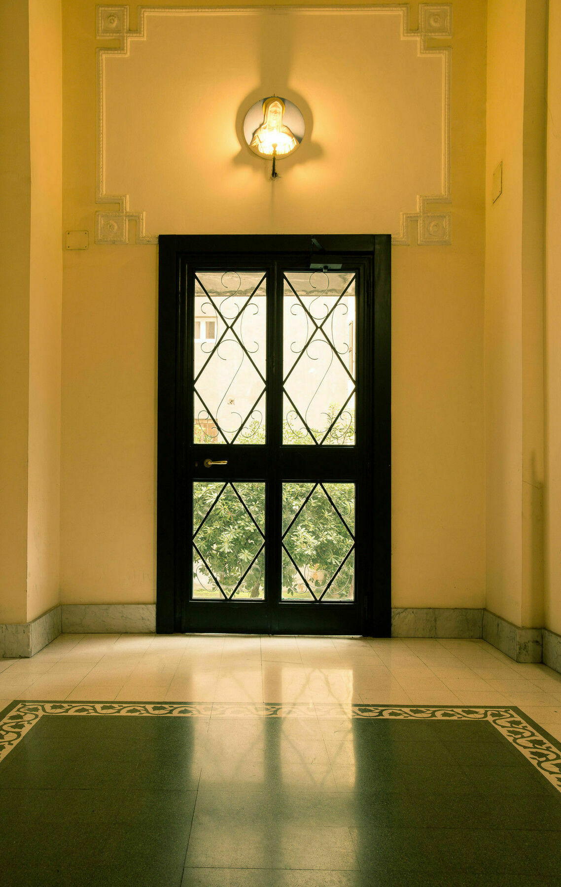 Arie Romane Guesthouse Exterior photo